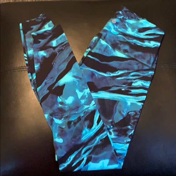 lululemon athletica Pants - LULULEMON LEGGINGS. NEW.   SIZE 8